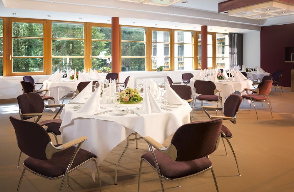 Hotel Dorint Thermenhotel 4*